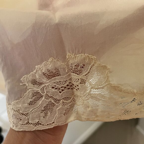 Vintage Silky Cream Slip with Lace from the 1950s - Picture 6 of 8